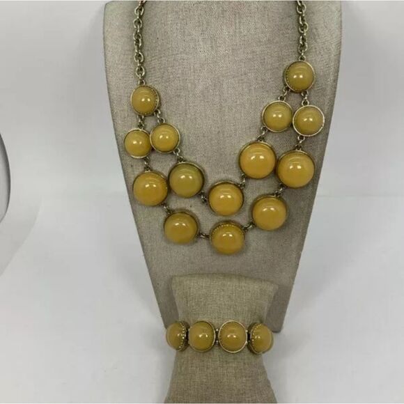 Ann Taylor Vitage Yellow Cabochon Bib Necklace/Bracelet Set 17" - Picture 2 of 4
